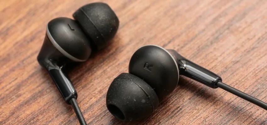 5 Best Headphones Under $30
