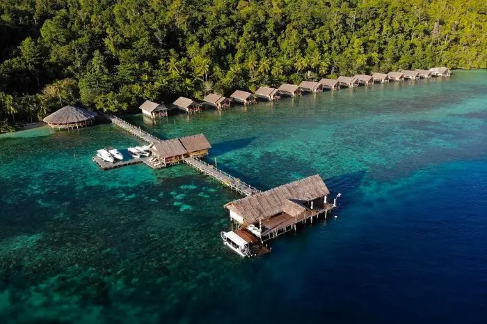 Best Accommodations in Raja Ampat for a Relaxing Vacation with Amazing Views